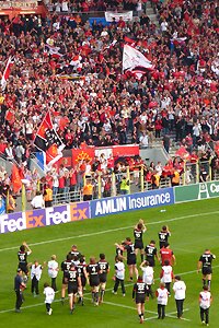 Stade Toulousain players celebrate after beating Stade Francais 42-16